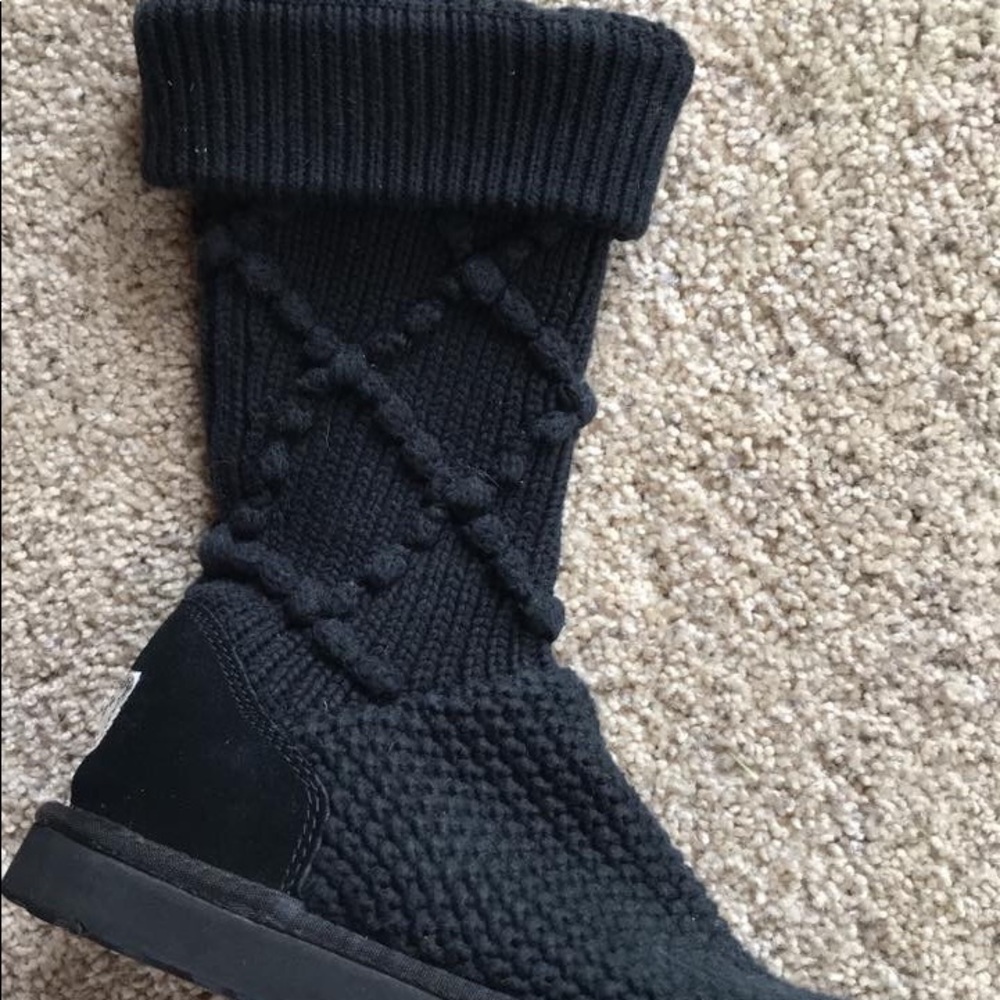 UGG BOOTS